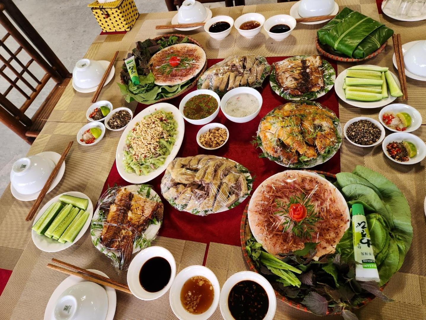 Dong Que Homestay-Tours-Motorbike, Car Rental, Hiking Ha Giang Eksteriør bilde