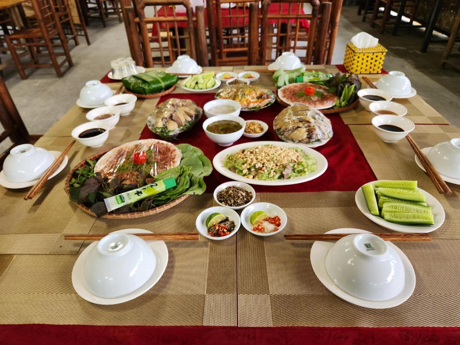 Dong Que Homestay-Tours-Motorbike, Car Rental, Hiking Ha Giang Eksteriør bilde